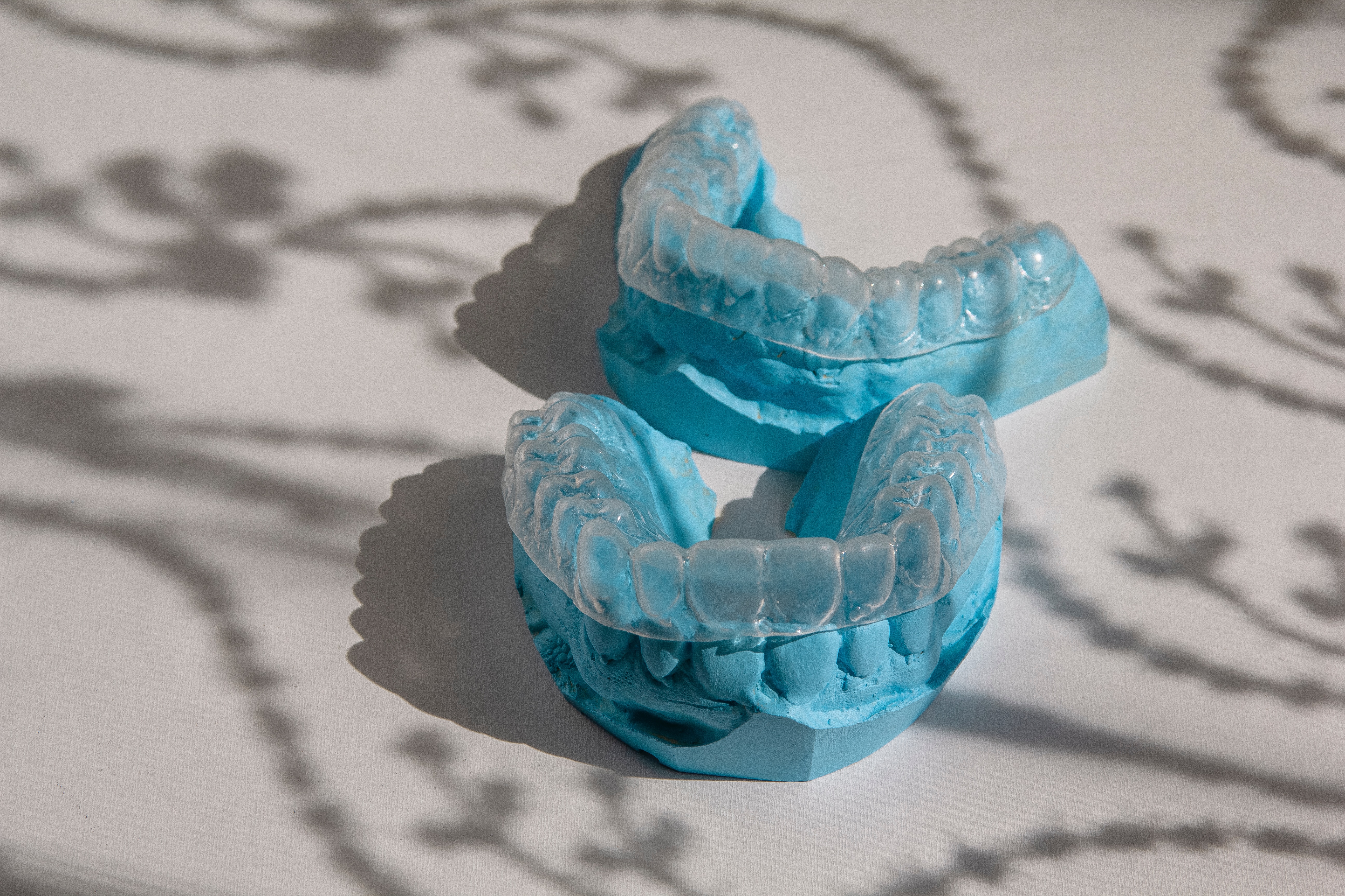 Invisalign aligner and retainer case - blue/grey